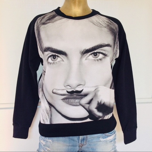 LAST ONE! ELEVEN PARIS NWOT Cara Delavingne SWEATSHIRT Small - Picture 13 of 16